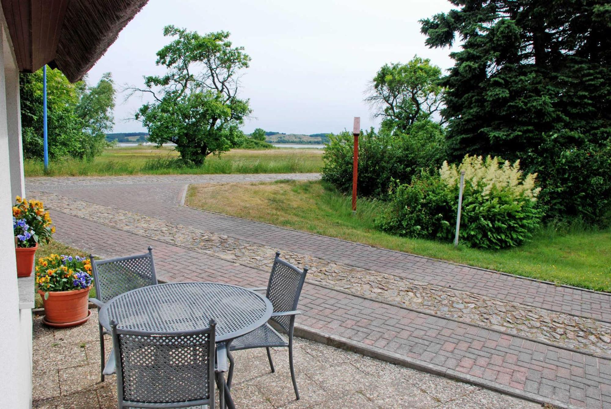 Ferienwohnungen Im Haus Am Deich Middelhagen Esterno foto