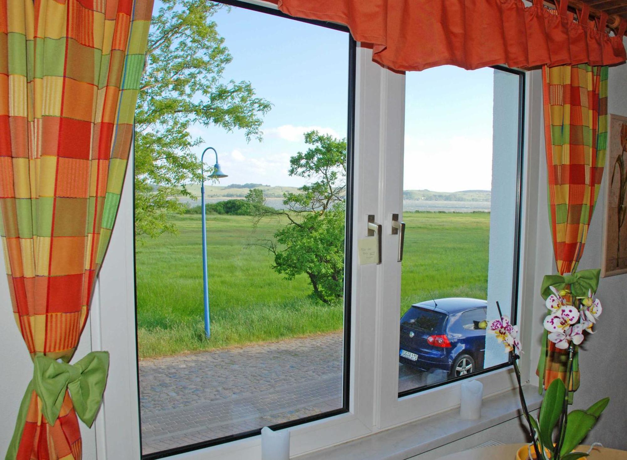 Ferienwohnungen Im Haus Am Deich Middelhagen Esterno foto